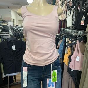 Sleeveless Scoop Neck Tank Top - Light Pink